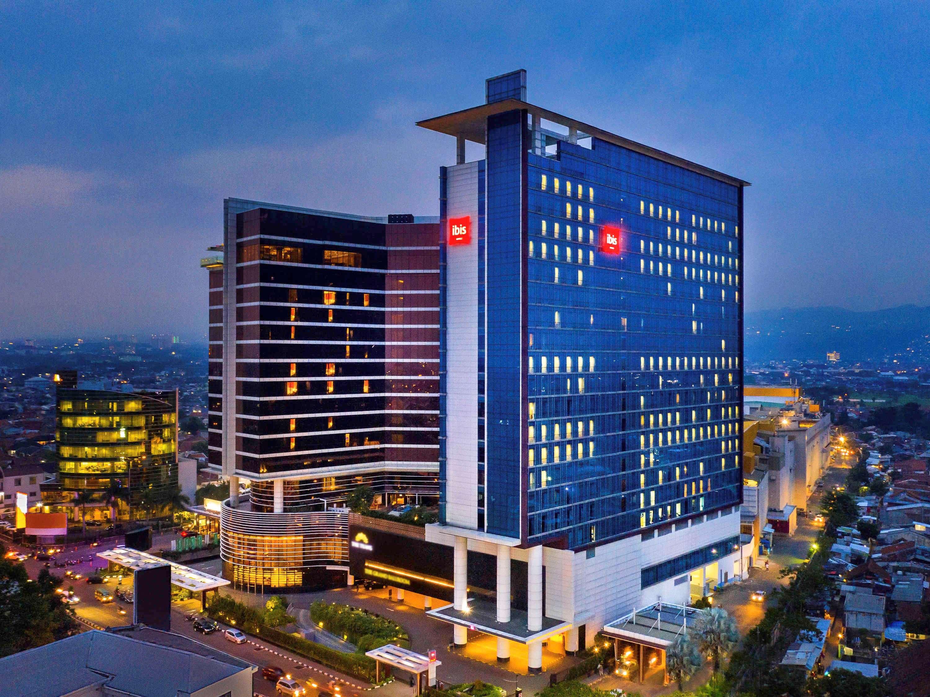 Ibis Bandung Trans Studio Eksteriør billede