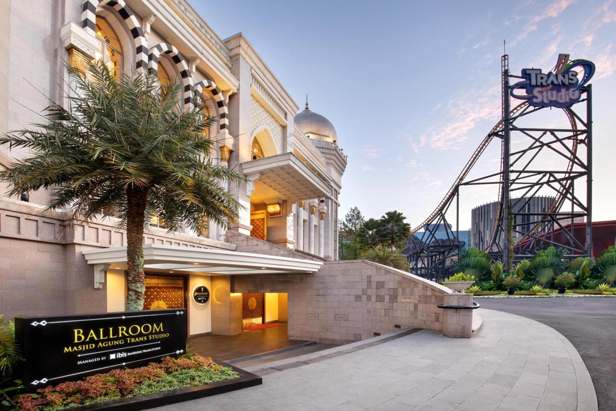 Ibis Bandung Trans Studio Eksteriør billede