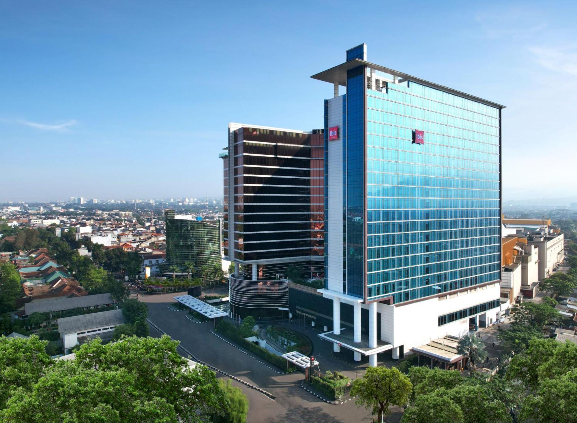 Ibis Bandung Trans Studio Eksteriør billede